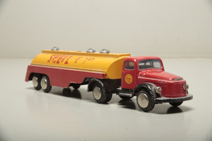 Tekno Denmark, tankbil volvo "Shell"