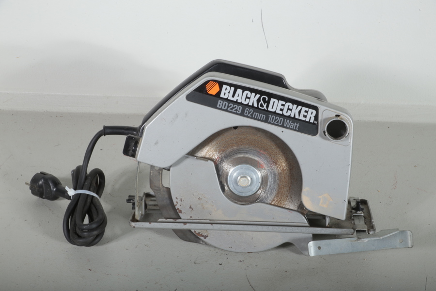 Handcirkelsåg Black & Decker BD 229