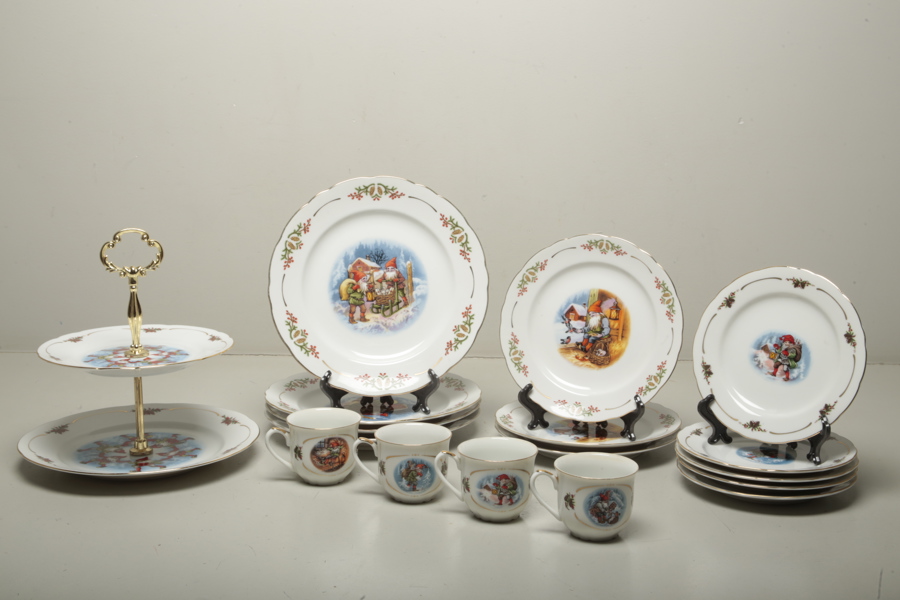 Christineholm Porcelaine servisdelar, julmotiv, 17 delar