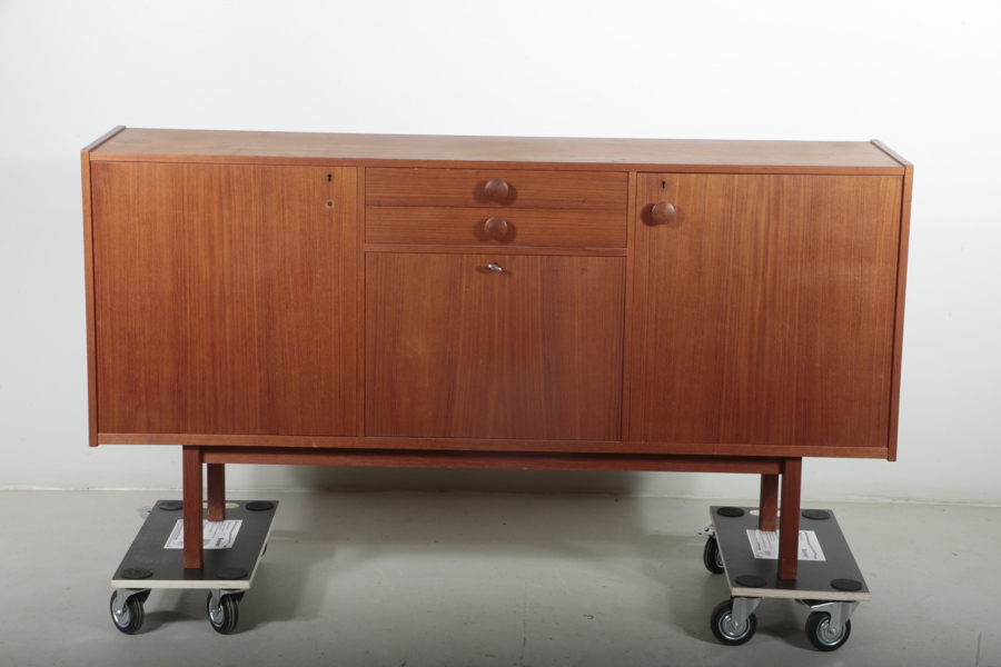 Sideboard "Royal" fanerad teak, 1960-tal