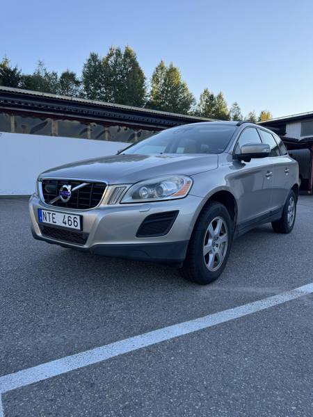 Volvo XC60 D3 DRIVe, årsmodell 2011