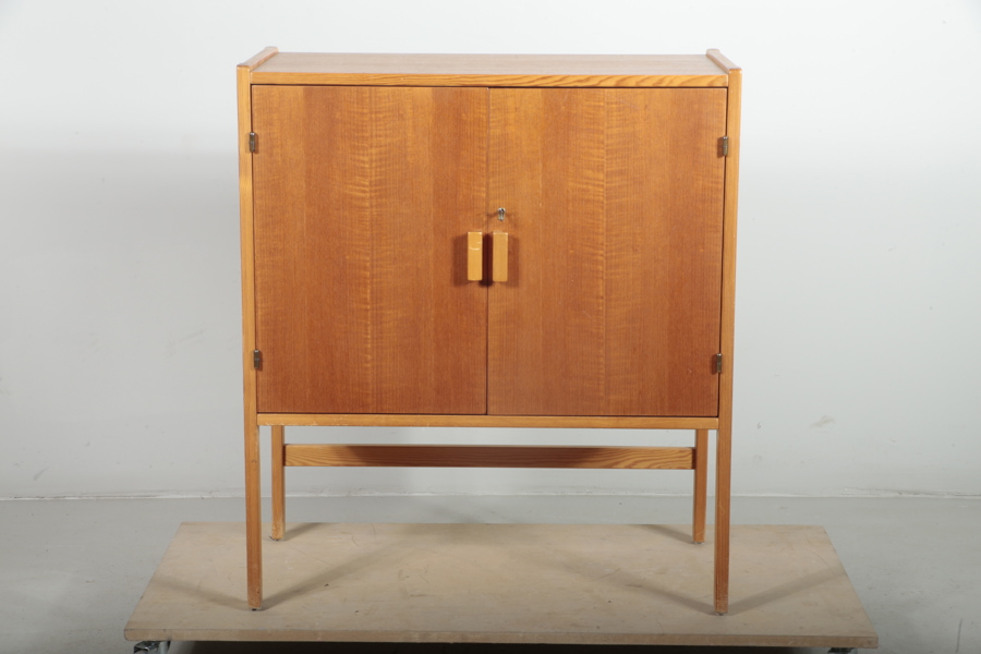 Skåp teak, 1950-1960 tal