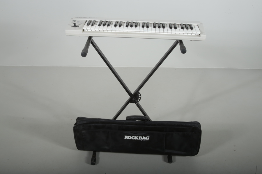 Keyboard Roland PC-200 MK II