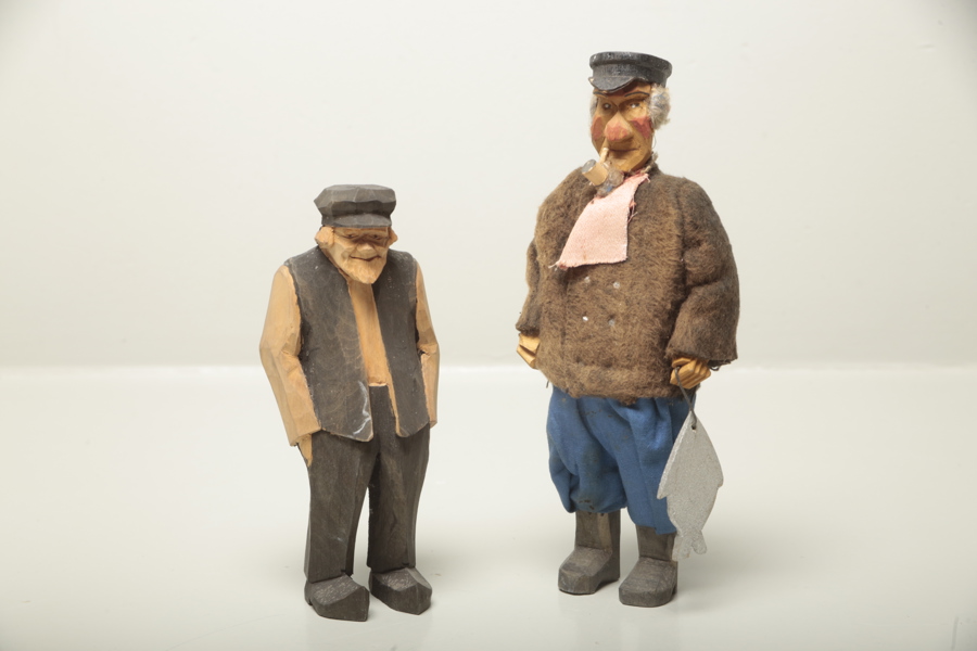 Figuriner trä, 2 stycken