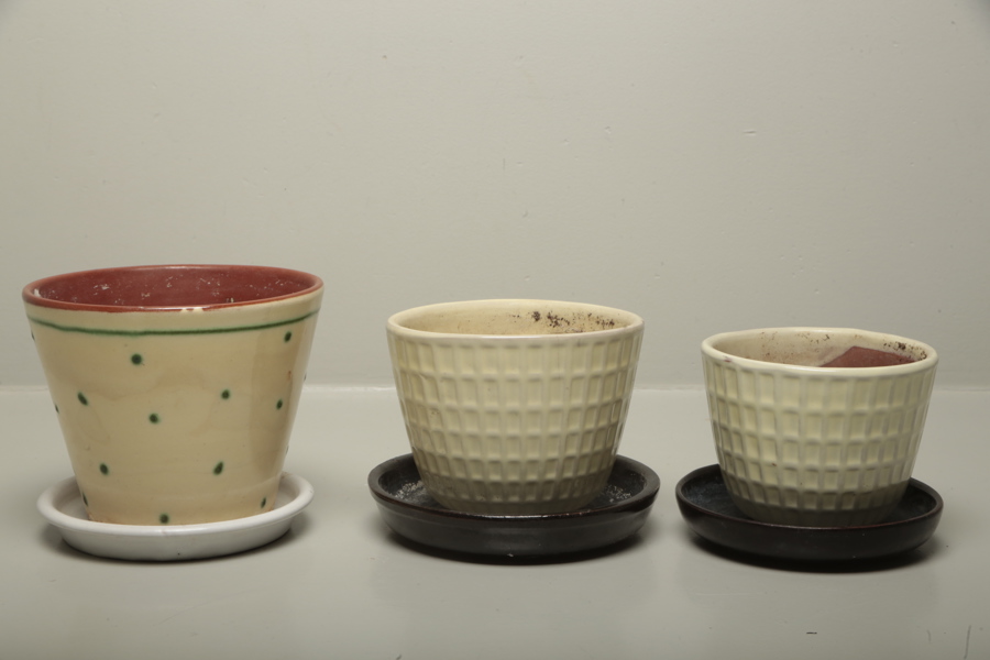 Uppsala Ekeby "Gunilla" ytterfoder, 2 stycken + Nittsjö ytterfoder