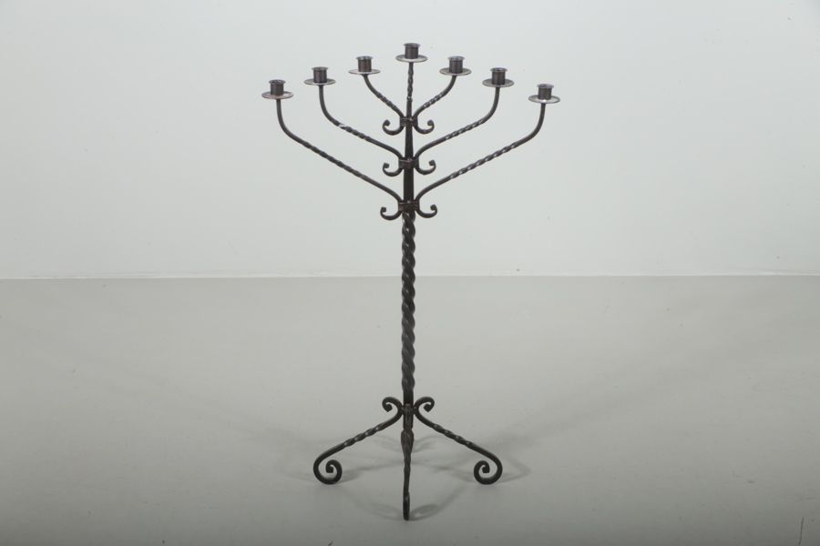 Golvljusstake järnsmide