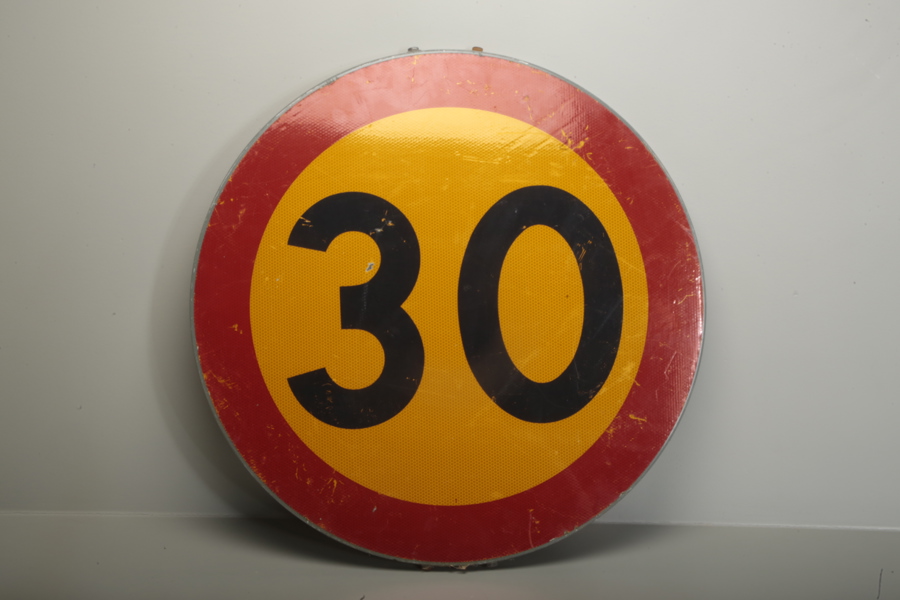 Skylt plåt "30 km"