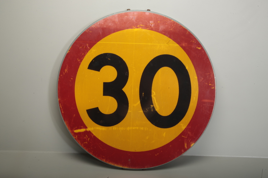 Skylt plåt "30 km"