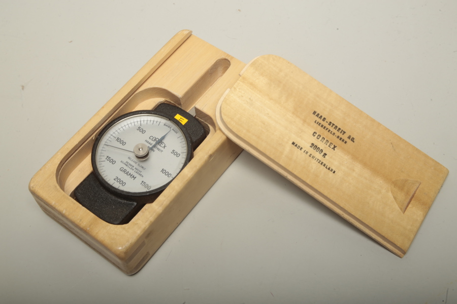 Corrext fjäderskala