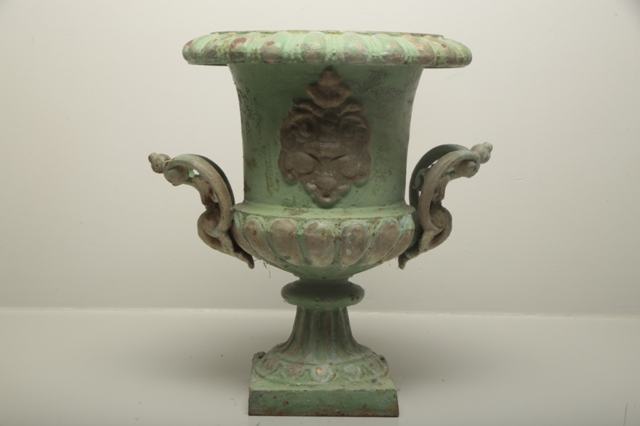 Trädgårdsurna järn, 1900-tal