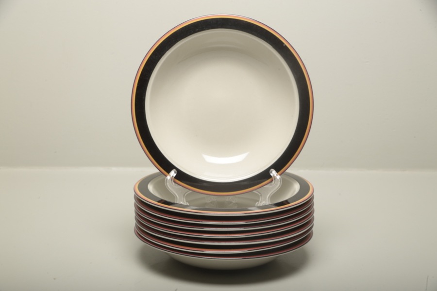 Arabia "Reimari" djupa tallrikar, 8 stycken