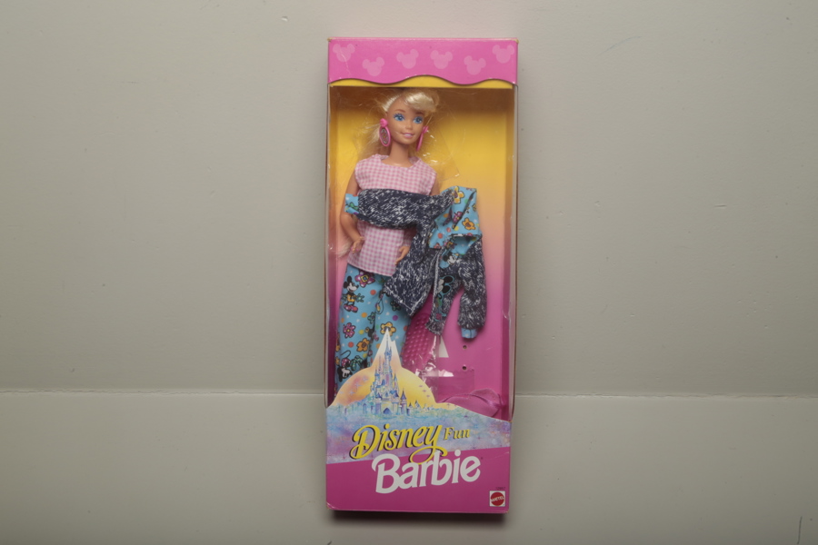 Barbiedocka Disney Fun
