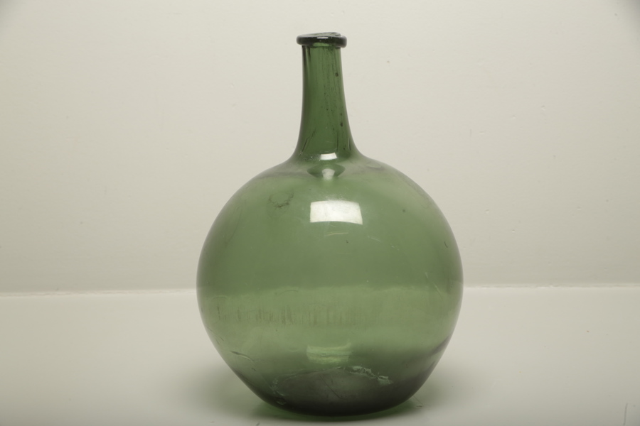 Flaska, tillskriven Los Hälsingland, 1700-1800 tal