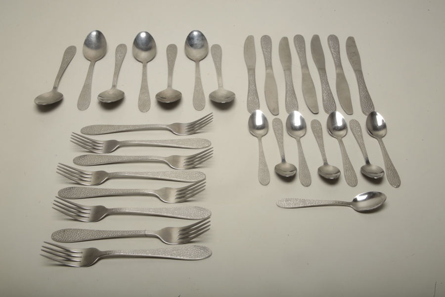 Bestickuppsättning "Vargen & Thor" 30-delar