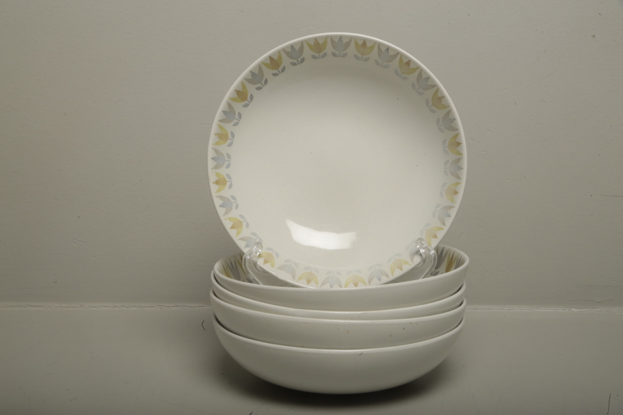 Bibi Breger Gustavsberg "Lotus Gul" djupa tallrikar, 5 stycken
