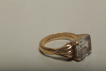 Ring med sten, 23K