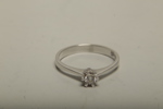 Ring 18K med sten 0,14 carat