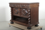 Serveringsskåp Barock-stil, Målilla Möbelfabrik 1908
