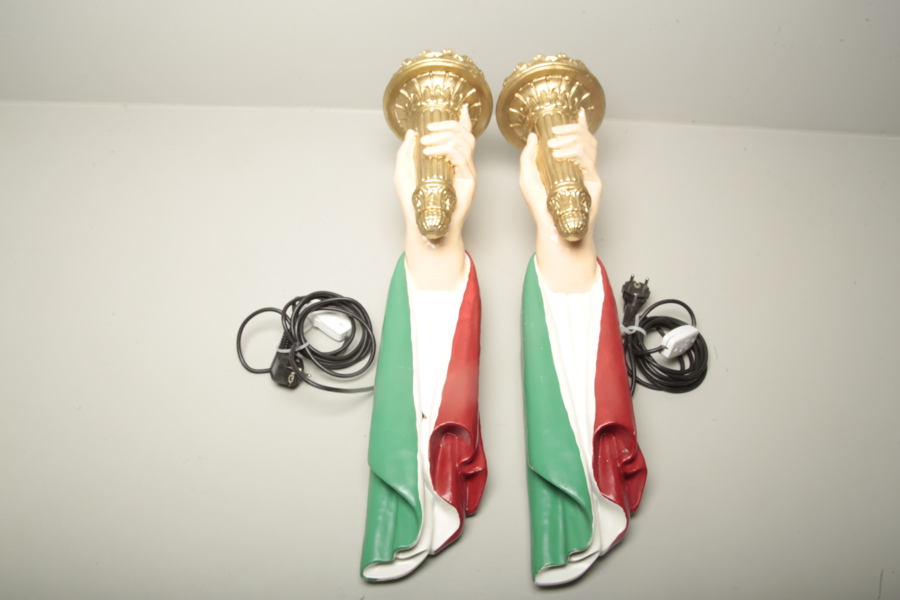 Vägglampor 1-par, "Hand med fackla"