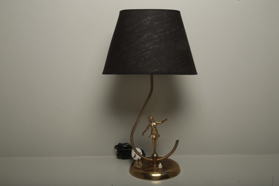 Bordslampa mässing "FM", 1900-talets första hälft.