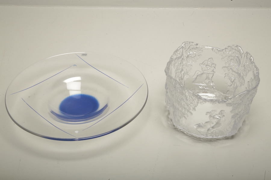 Kosta Boda skål "Rappsody" & Fat "Kolmården Design"