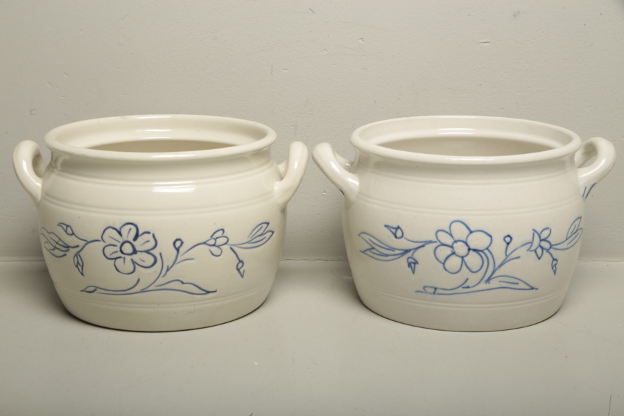Rörstrand, 2st 'Blåvit' krukor, stenmassa