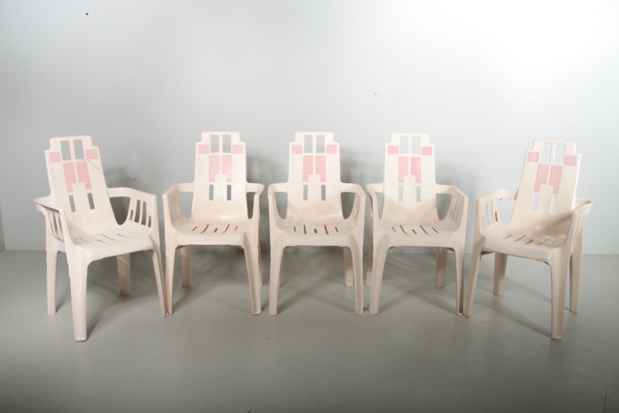 Henry Massonette, 5st Trädgårdsstolar, Signerade