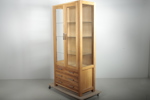 Vitrinskåp teak, modern