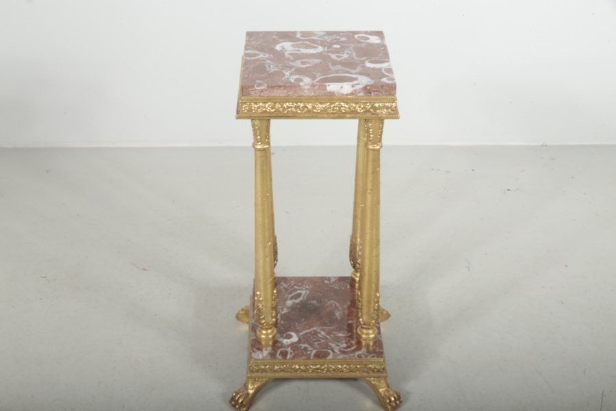 Marmor piedestal, 1900-tal