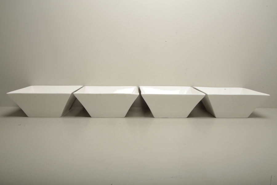 Jade "Ichi Ni San" skålar porslin, 4 stycken