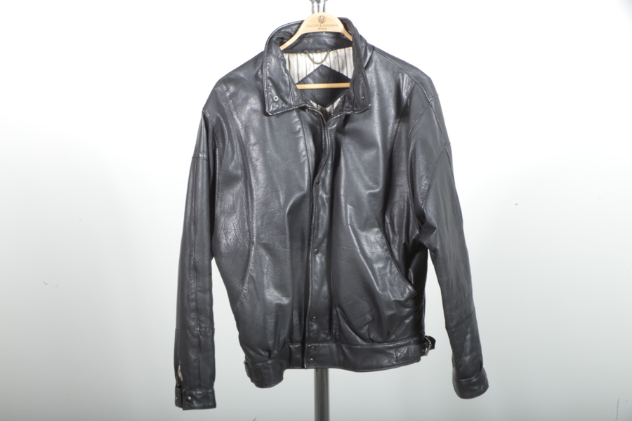 Skinnjacka storlek L