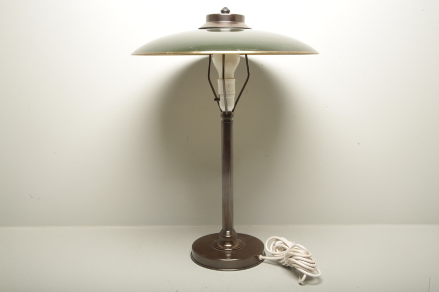 Skrivbordslampa, 1900-tal