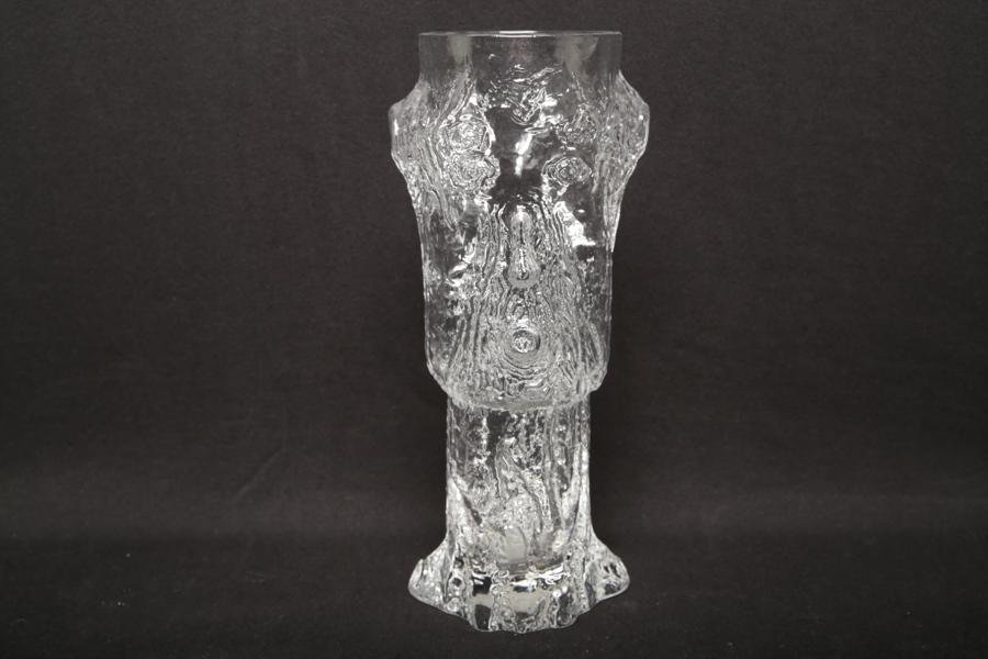 Eugen Montelin, Reijmyre Glasbruk, "Troll i trästam", vas i glas