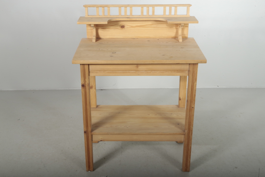 Sidobord, 1800/1900-tal 