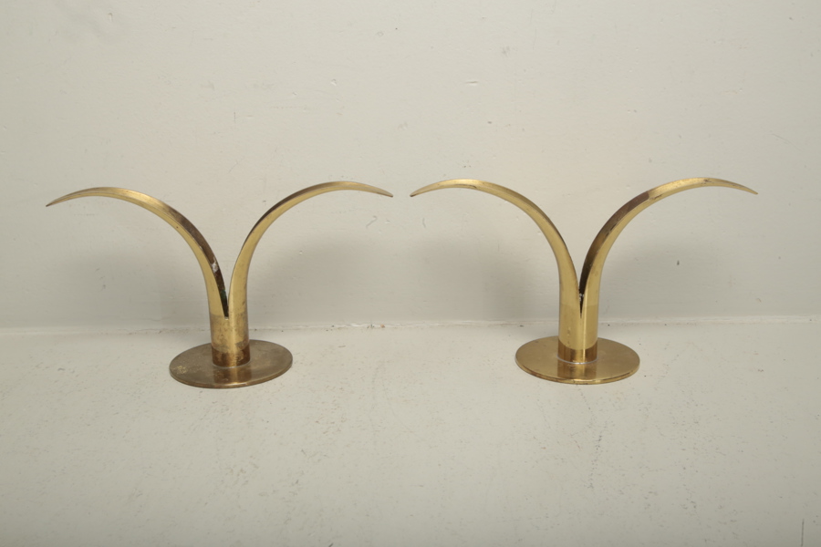 Ljusstakar 1-par, 'Ystad metall- Liljan'