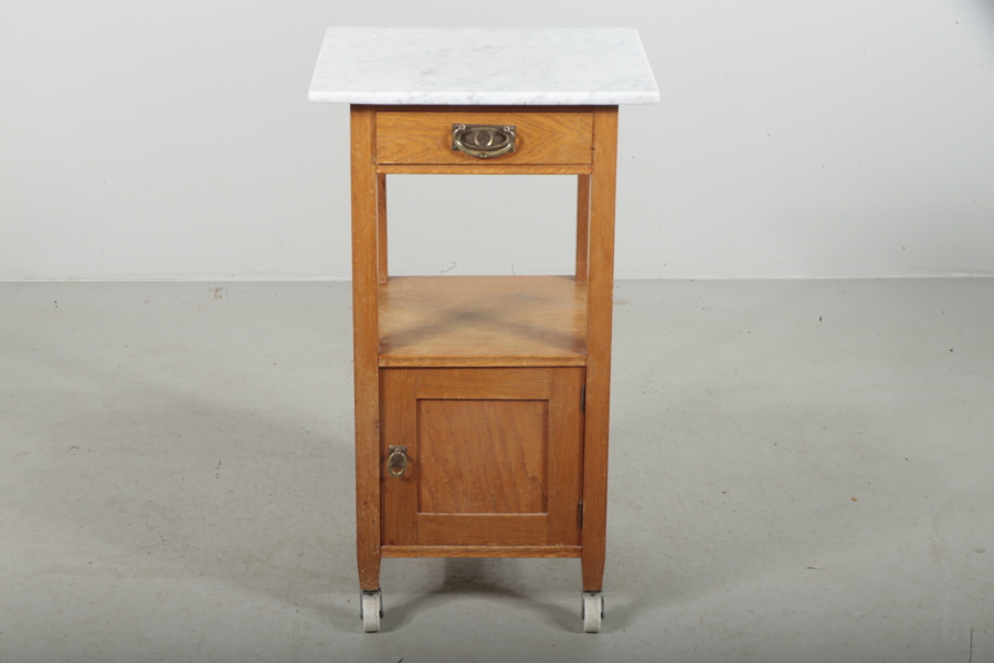 Sängskåp, 1900-tal