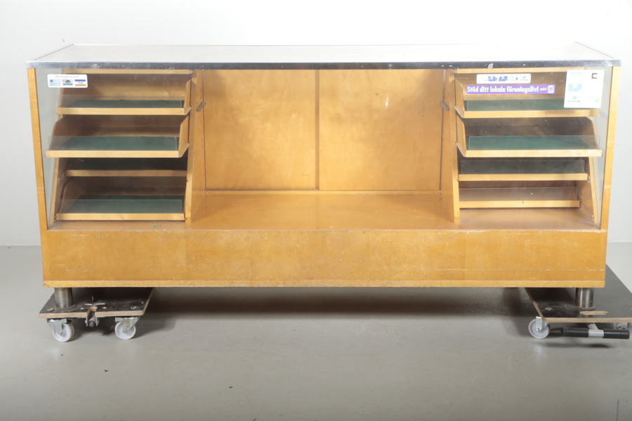 Affärsdisk, 1900-tal