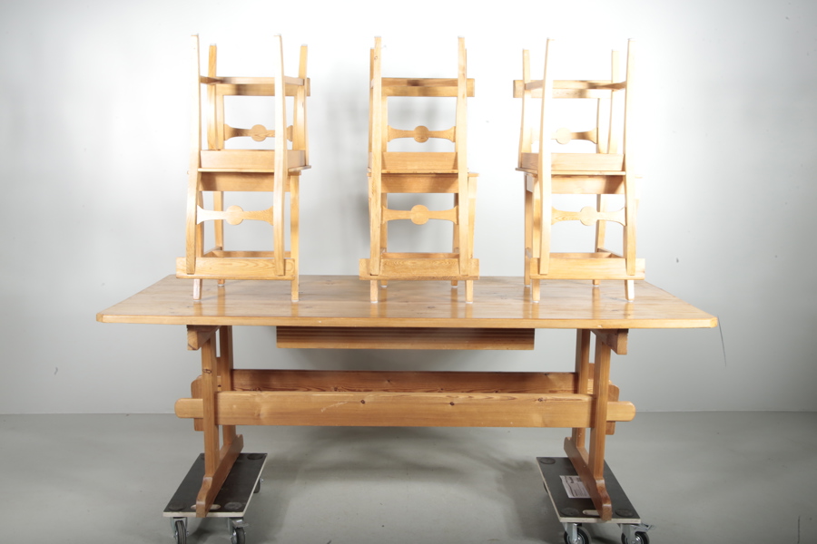 Möbelgrupp, 1900-talets senare del.