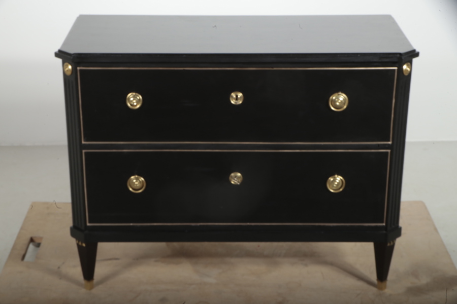 Byrå, 1900-tal, Gustaviansk-stil