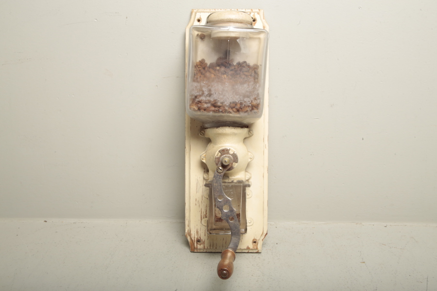 Väggkaffekvarn, 1900-tal