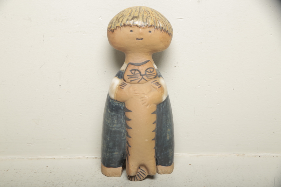 Lisa Larsson, figurin "Pelle med katt"