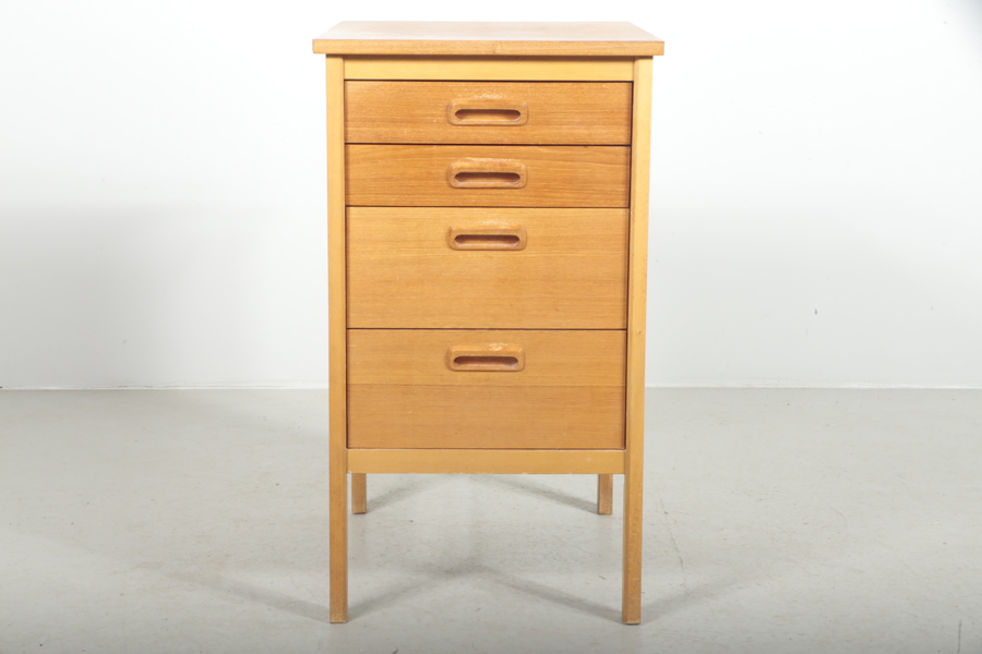 Byrå i teak, 1950/1960-tal 