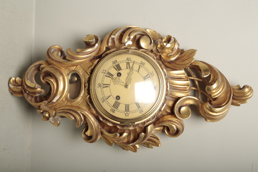 Väggklocka s.k. guldpendyl, 1900-tal