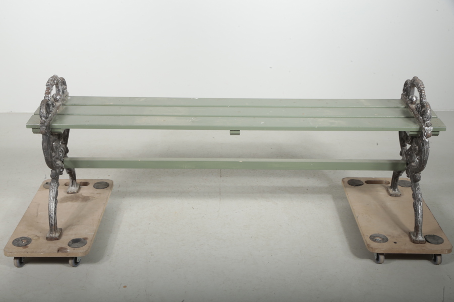 Trädgårdsbänk, 1900-tal