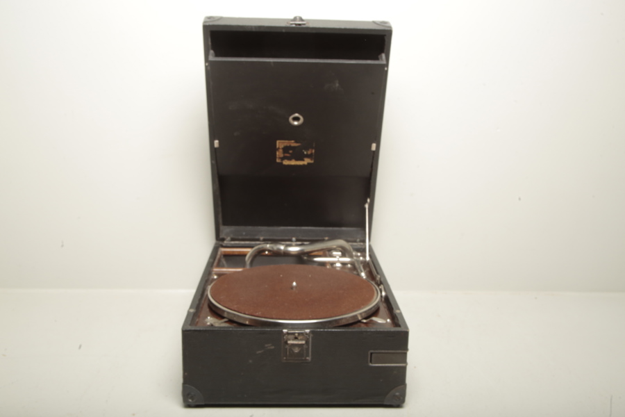 Resegrammofon, 1900-talets första hälft