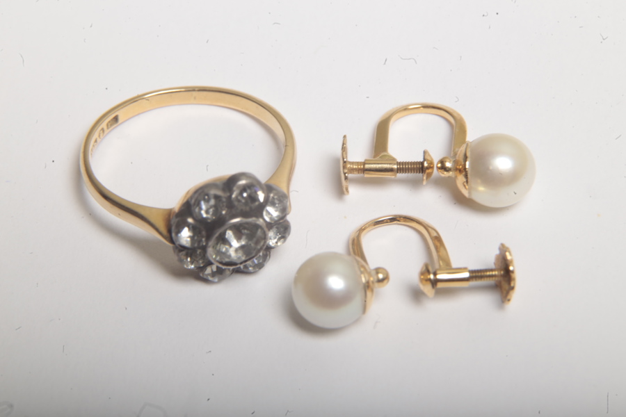 Ring med sten 18K guld & 1-par örhängen 18K guld