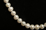 Pärlhalsband "Akoyapärla", Spänne= 18K Guld