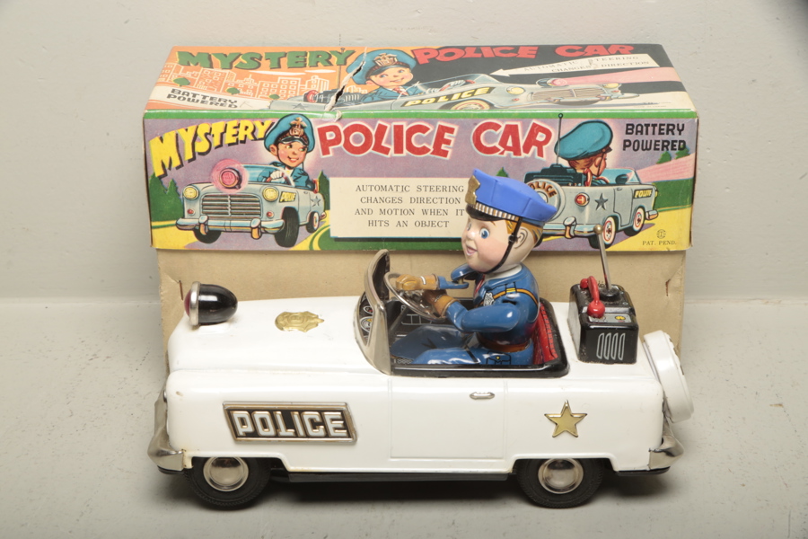 "Mystery police car"- Nomura toys TN Japan