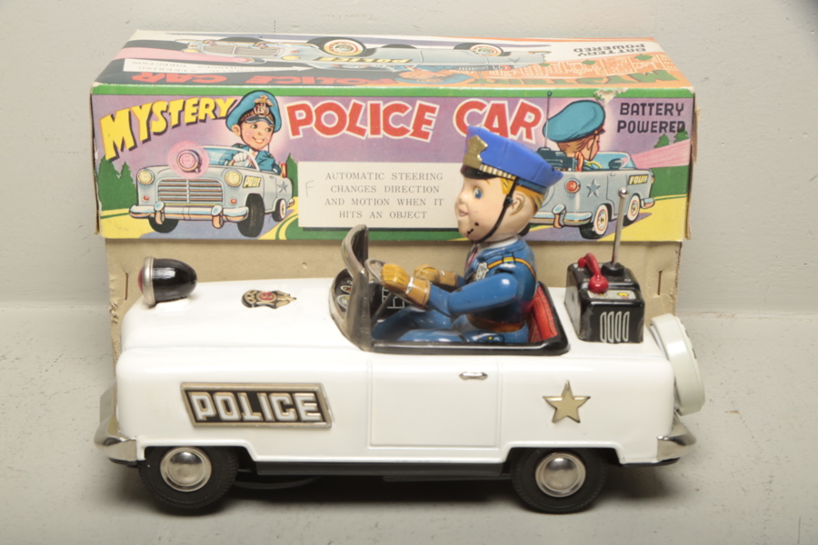 "Mystery police car"- Nomura toys TN Japan