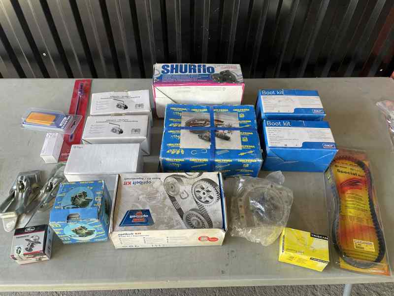 Bilreservdelar, diverse